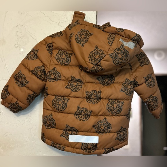 H&M tiger reflective rain coat - Picture 4 of 4